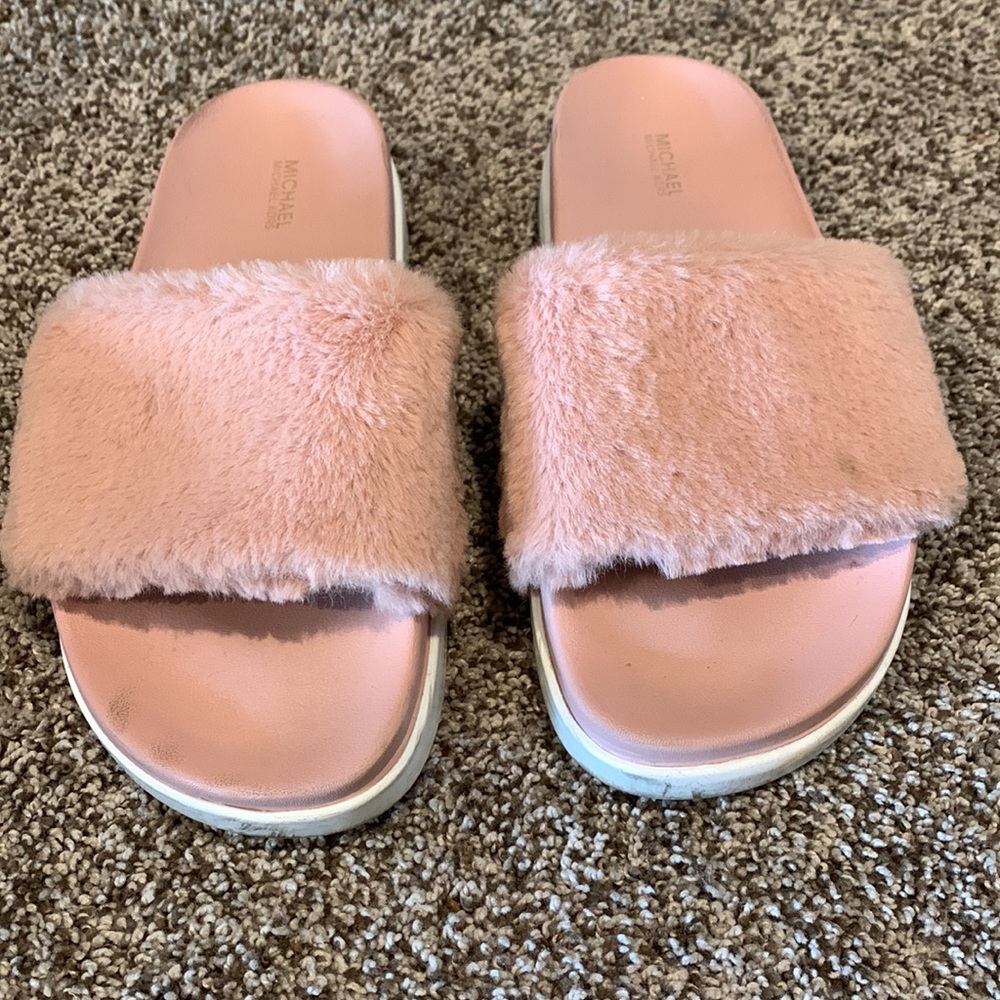 Michael Kors TRIXIE Fur Slides, Pink / US 8 GUC - Picture 3 of 8